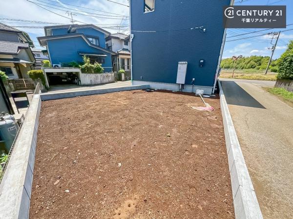 千葉市緑区高津戸町　1号棟