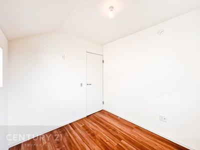 千葉市若葉区小倉台４丁目　２号棟