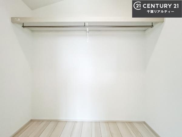 成田市玉造5丁目　B号棟