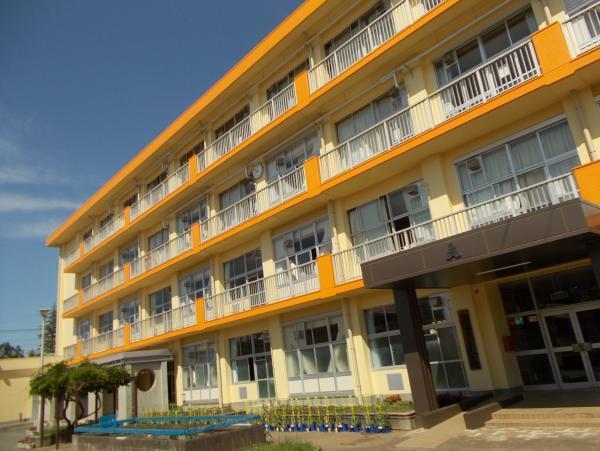幕張ファミールハイツ2号棟(千葉市立幕張南小学校)
