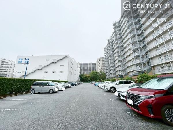 幕張ファミールハイツ2号棟(駐車場)