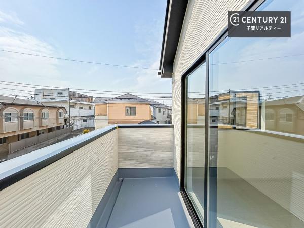 千葉市花見川区浪花町　１号棟