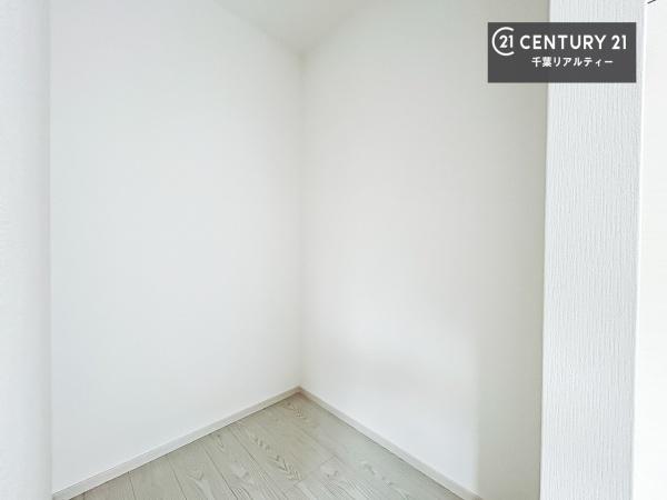 千葉市美浜区真砂３丁目　２号棟