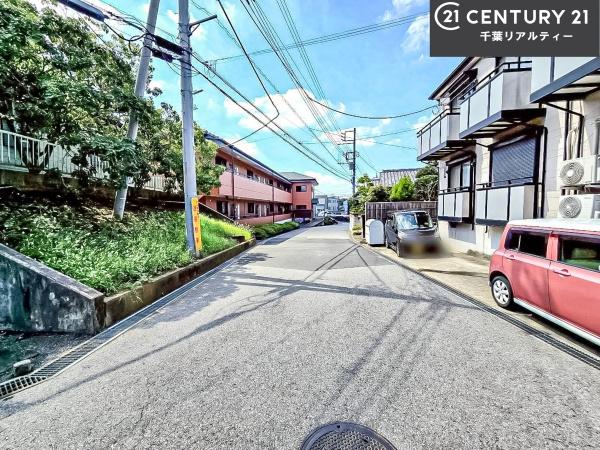 成田市郷部　B号棟