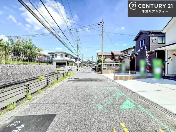 成田市美郷台2丁目　B号棟