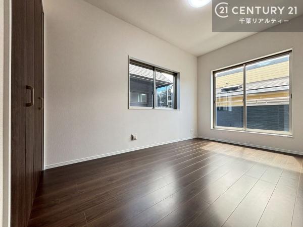 千葉市花見川区朝日ケ丘3丁目 1号棟(洋室)