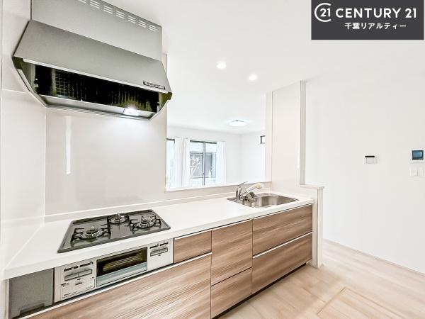 八千代市勝田台5丁目 2号棟(キッチン)