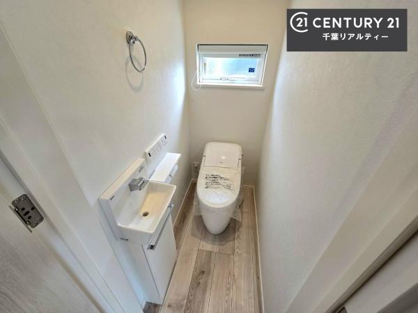 千葉市緑区土気町 104号棟(トイレ)