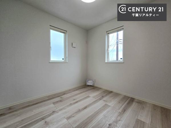 千葉市緑区土気町 104号棟(寝室)