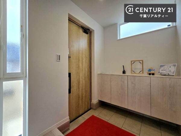千葉市緑区土気町 104号棟(玄関)