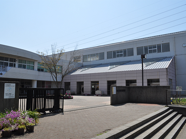 おゆみ野ハイムC館(千葉市立金沢小学校)