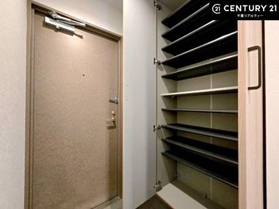 おゆみ野ハイムC館(玄関)