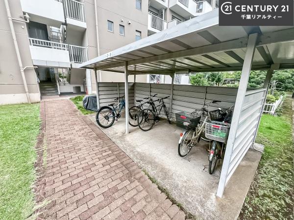 秋津第一団地1-2-5棟