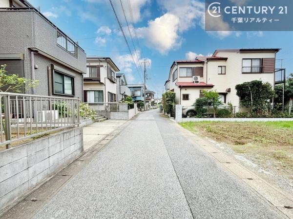 八千代市八千代台東6丁目(前面道路含む現地写真)