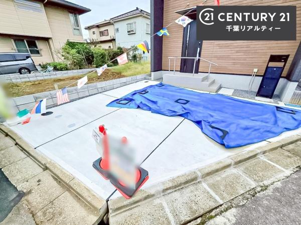 佐倉市臼井田 1号棟(駐車場)