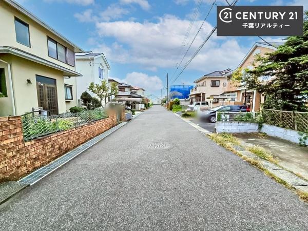 GRAFARE佐倉市江原台1丁目(前面道路含む現地写真)