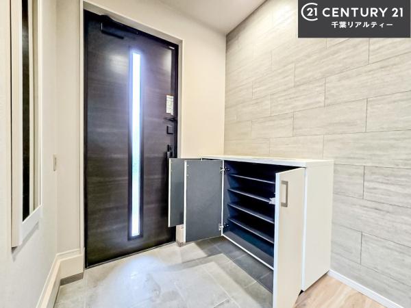 船橋市南本町(玄関)