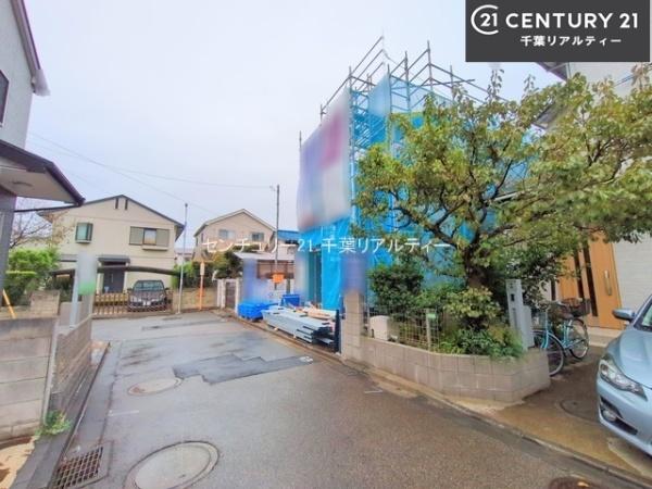 グラファーレ船橋市咲が丘3丁目(前面道路含む現地写真)