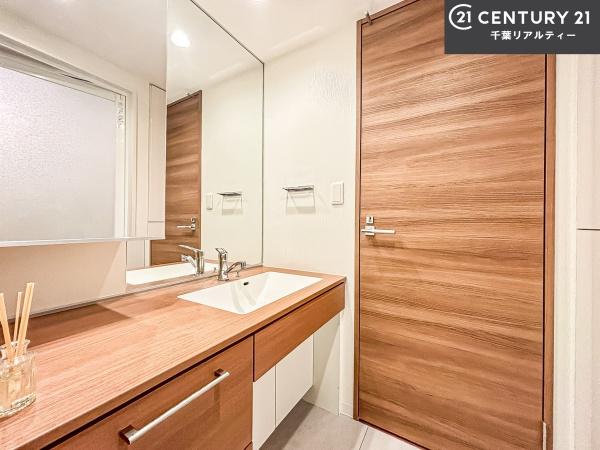 ラクラスガーデン(洗面台・洗面所)