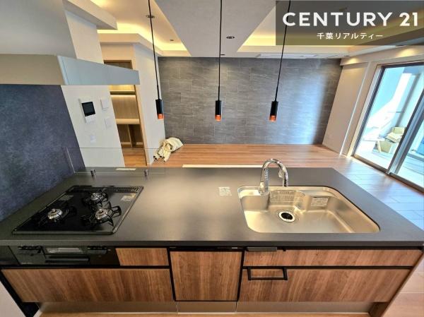 ワンダーベイシティSAZANサウスウイング(キッチン)