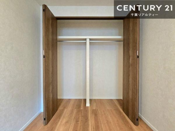 ワンダーベイシティSAZANサウスウイング(収納)