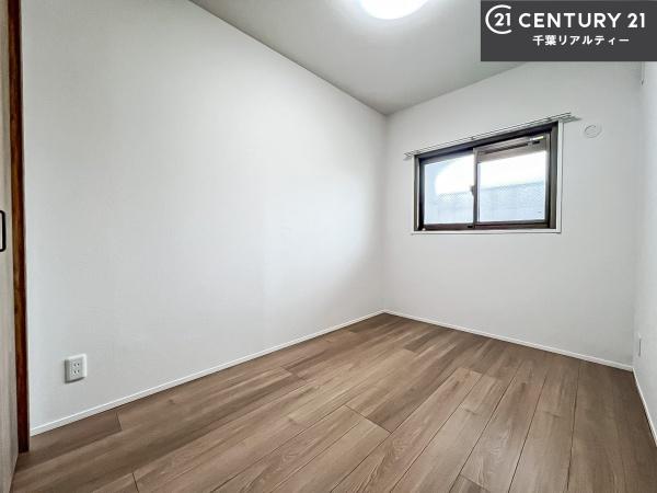 谷津パークタウン弐番街32号棟(子供部屋)