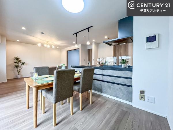 谷津パークタウン弐番街32号棟(リビング)