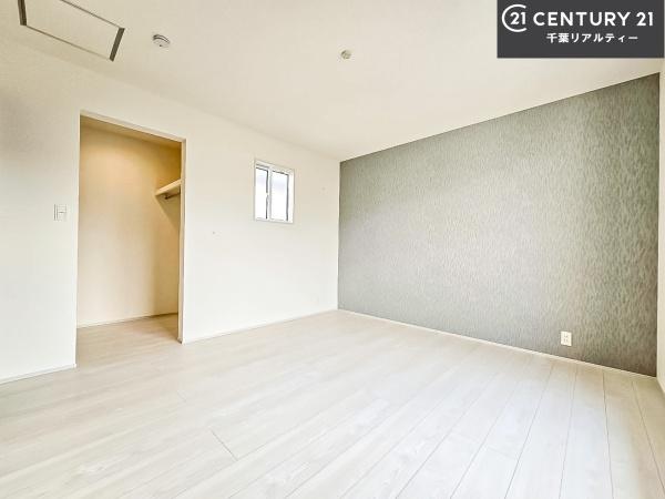 船橋市日の出1丁目 1号棟(寝室)