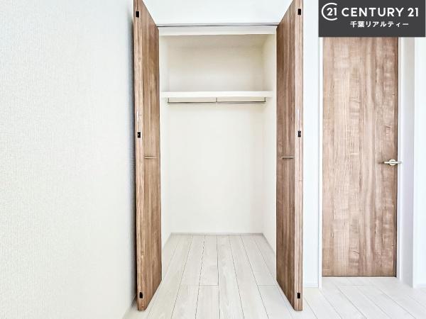 船橋市日の出1丁目 1号棟(収納)