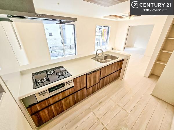 船橋市日の出1丁目　1号棟