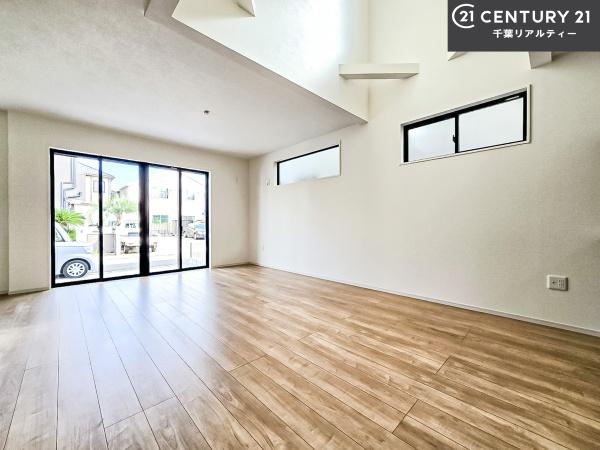 船橋市新高根4丁目(リビング)