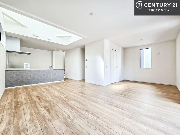 船橋市新高根4丁目(リビング)