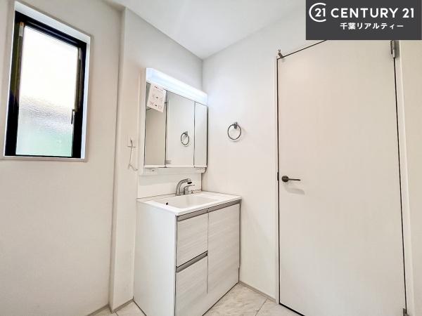 グラファーレ船橋市三山9丁目(洗面台・洗面所)