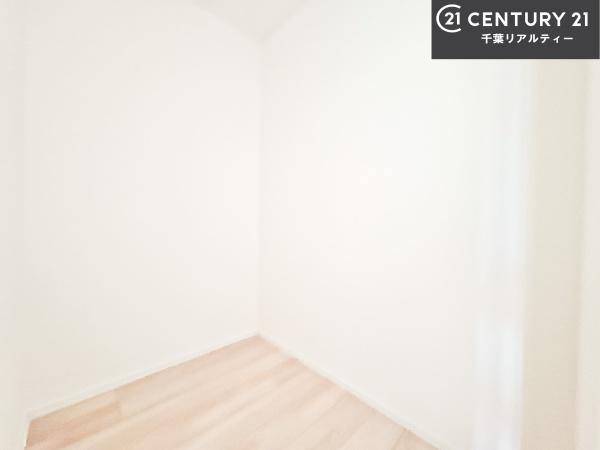 四街道市栗山 2号棟(収納)