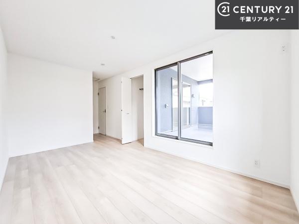 四街道市栗山 2号棟(洋室)