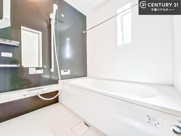 四街道市栗山 1号棟(バス)