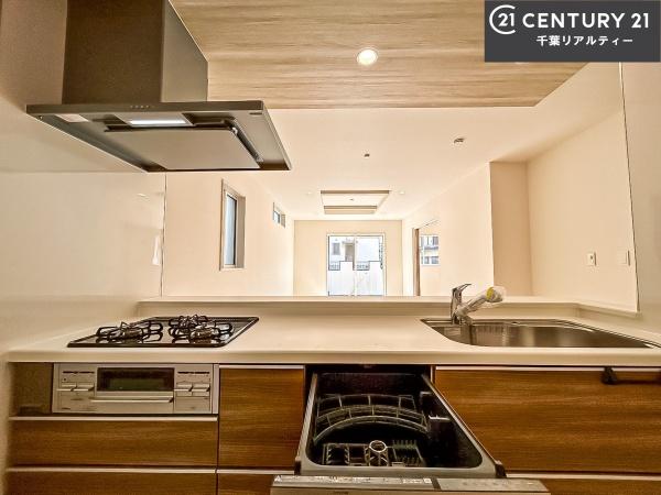 四街道市旭ケ丘4丁目 1号棟(キッチン)