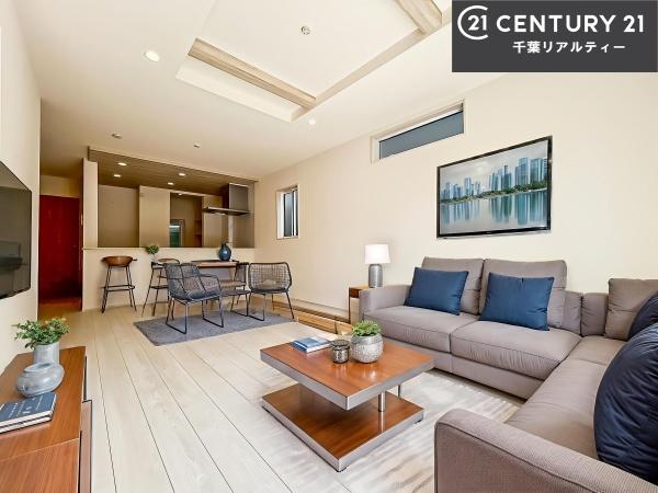 四街道市旭ケ丘4丁目 1号棟(リビング)