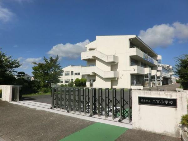 茂原市緑ケ丘3丁目 1号棟(茂原市立二宮小学校)