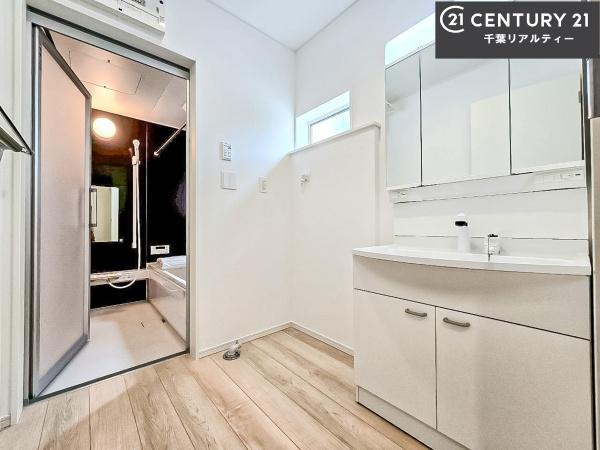 成田市玉造2丁目 1号棟(洗面台・洗面所)