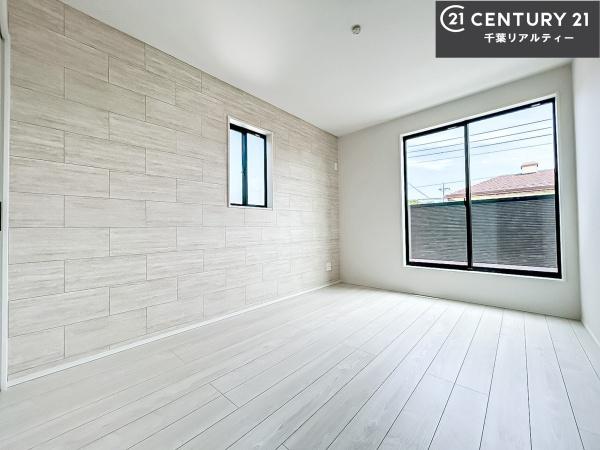 グラファーレ成田市玉造6丁目 1号棟(洋室)