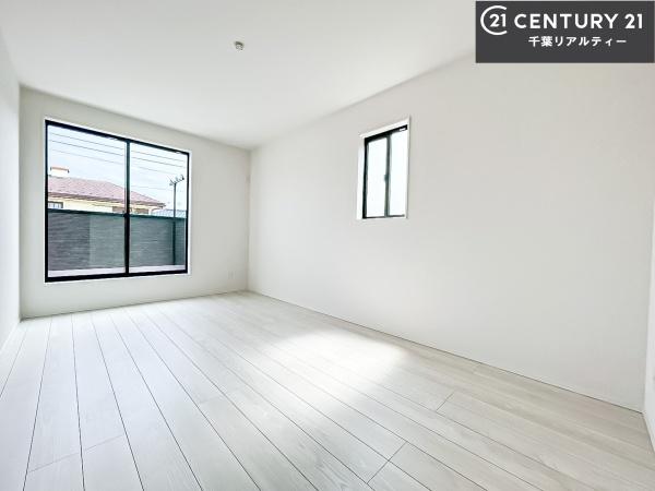 グラファーレ成田市玉造6丁目 1号棟(洋室)