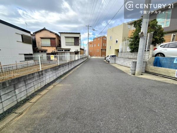 千葉市花見川区幕張町2丁目(前面道路含む現地写真)