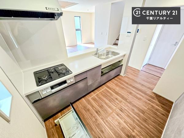 千葉市若葉区加曽利町　１号棟