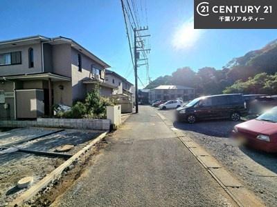 千葉市花見川区幕張町 1号棟(前面道路含む現地写真)