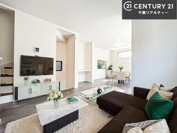 船橋市前原西6丁目 3号棟(リビング)