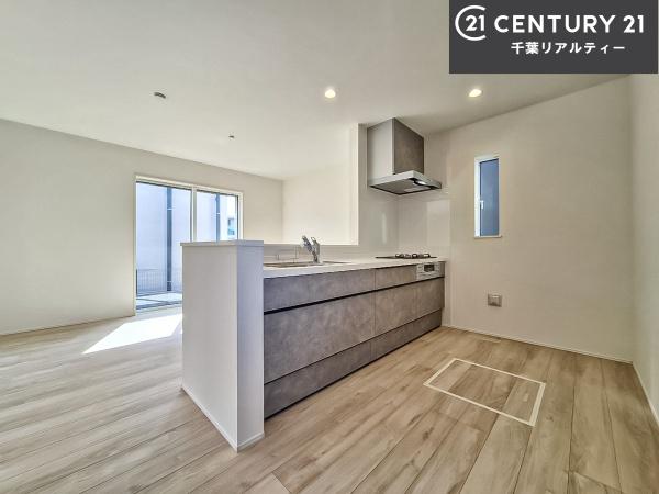 船橋市芝山6丁目　6号棟