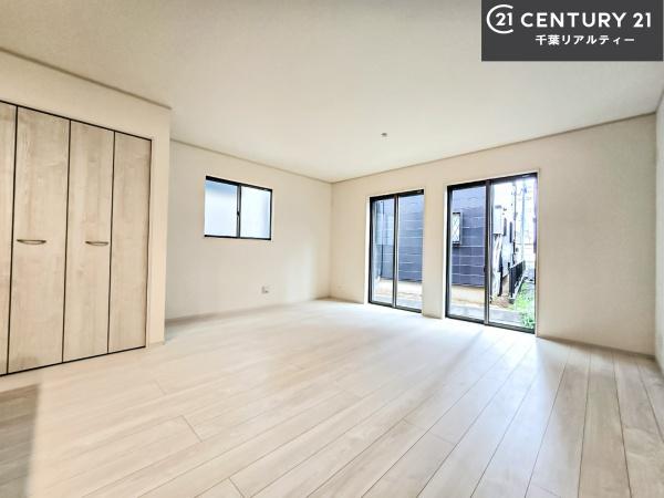 船橋市上山町3丁目 B号棟(リビング)