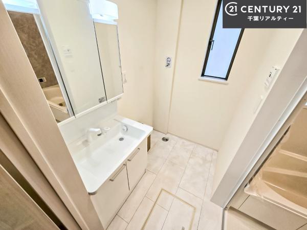 船橋市上山町3丁目 B号棟(洗面台・洗面所)