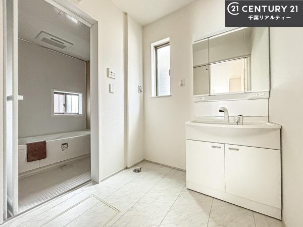 船橋市南三咲1丁目 B号棟(洗面台・洗面所)